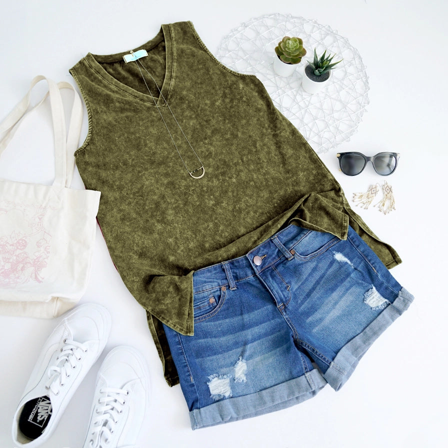 Olive Mineral Wash Tank - Plus